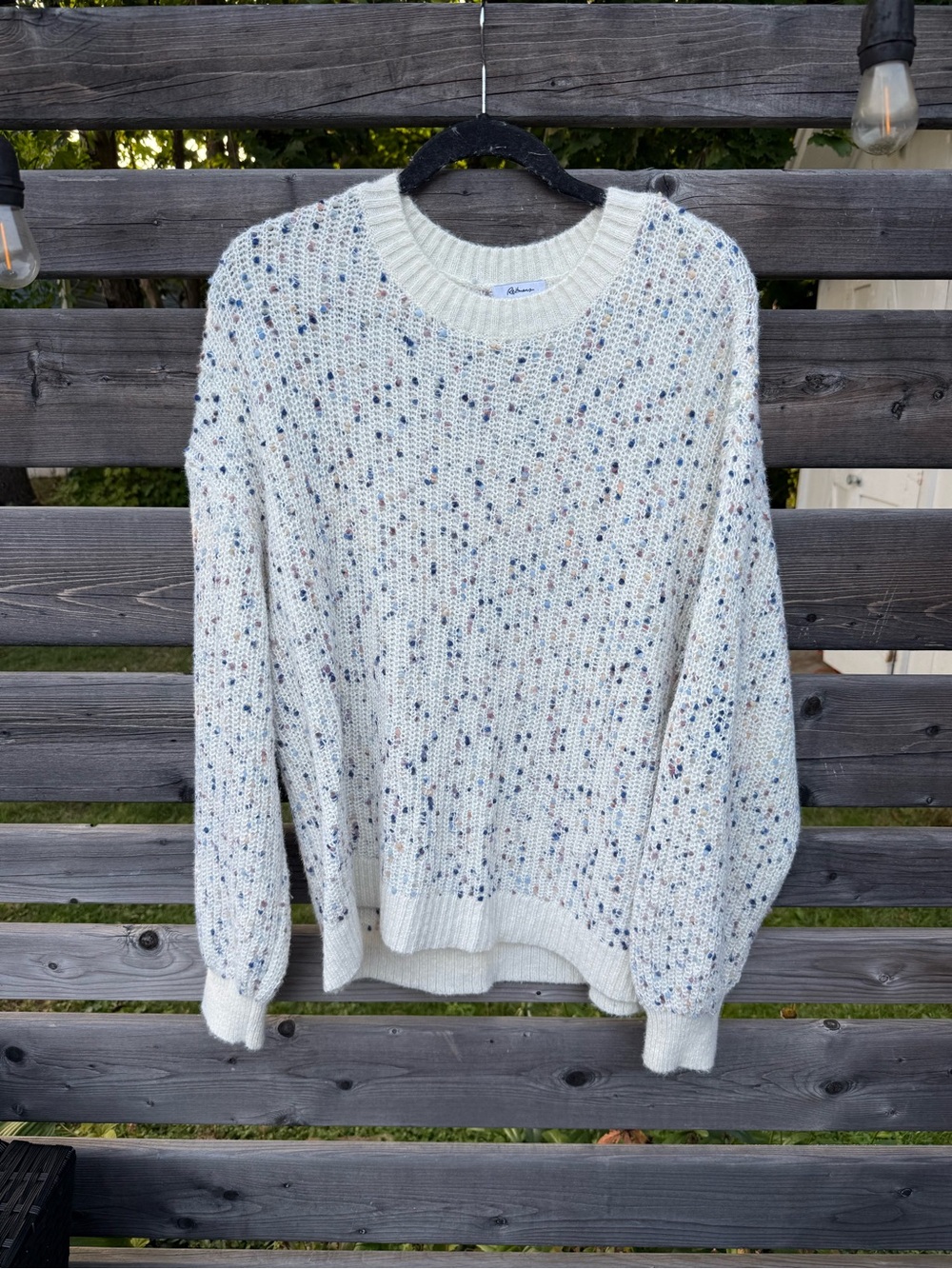 Reitmans Light Cream Speckled Knit Sweater